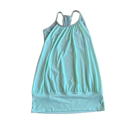 Lululemon womens Sz 4 mint green no limits yoga top with build in support - Picture 2 of 8